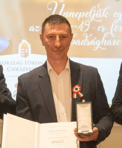 Hegyeli Attila kitüntetése